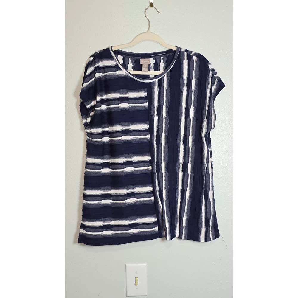 Chico's Size 2 Navy Blue White Striped Textured Short Sleeve Knit Top Large